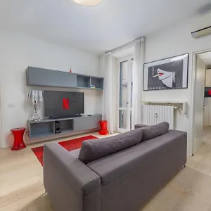 Kramer House, In The Fashion District! Apartment Milan